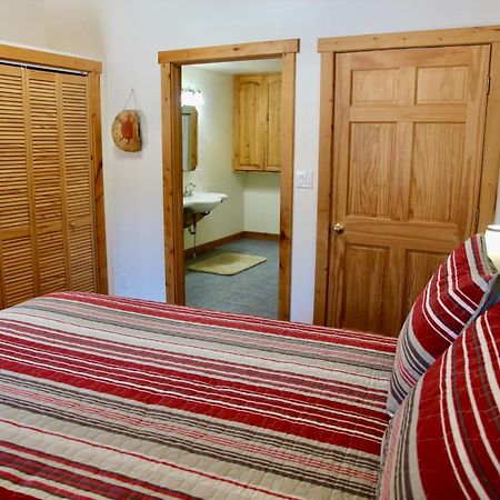 موآب Red Moon Lodge المظهر الخارجي الصورة