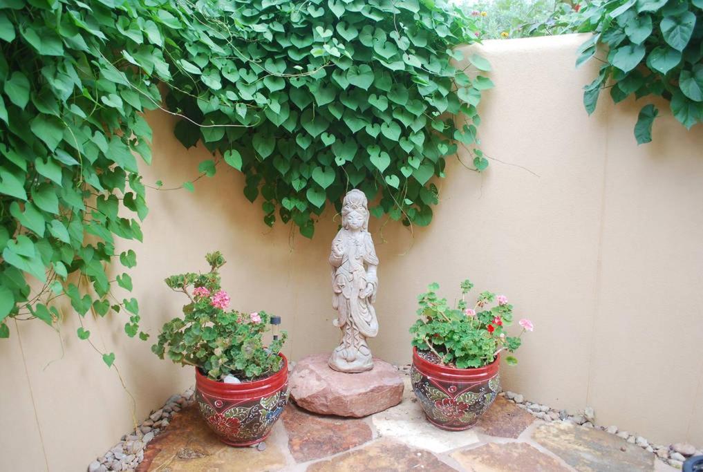 موآب Red Moon Lodge المظهر الخارجي الصورة
