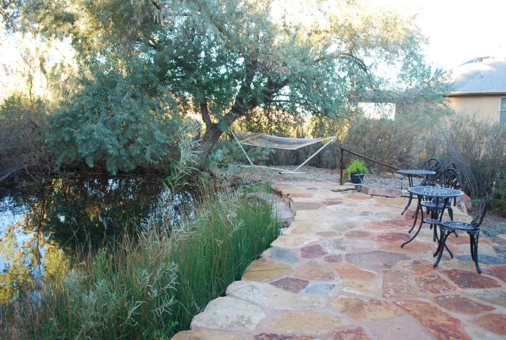 موآب Red Moon Lodge المظهر الخارجي الصورة