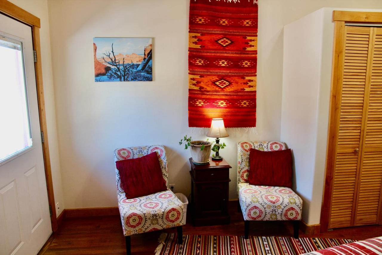 موآب Red Moon Lodge المظهر الخارجي الصورة