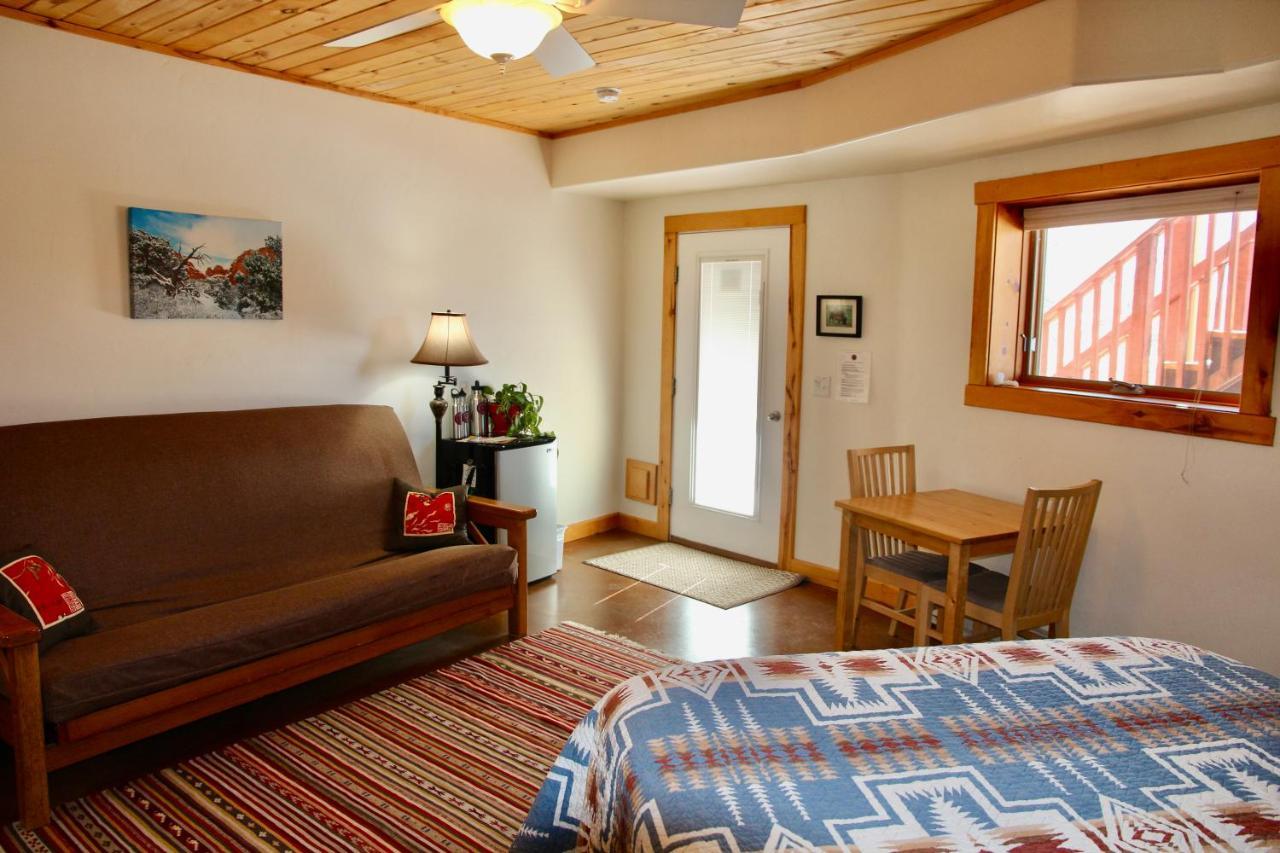موآب Red Moon Lodge المظهر الخارجي الصورة