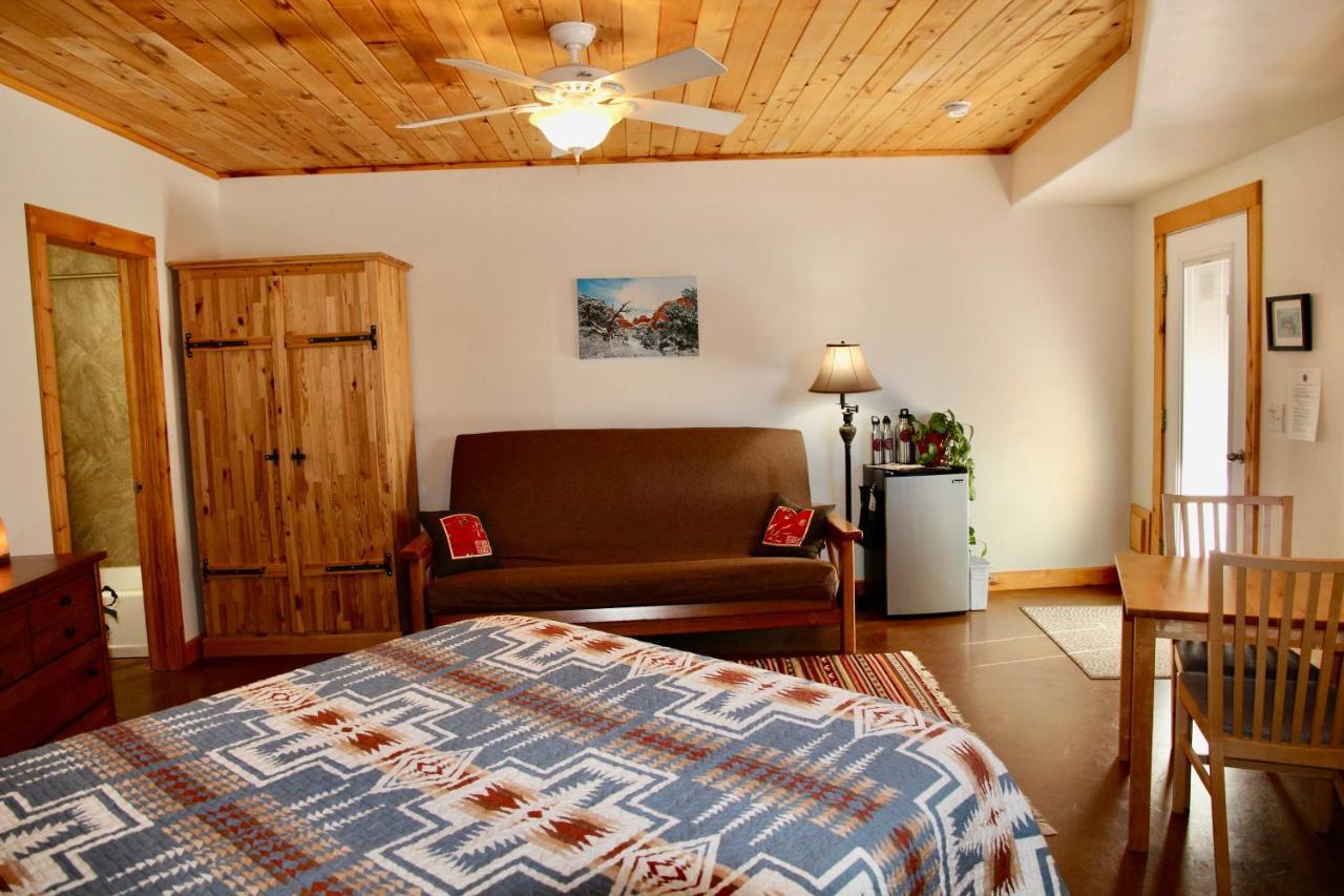 موآب Red Moon Lodge المظهر الخارجي الصورة