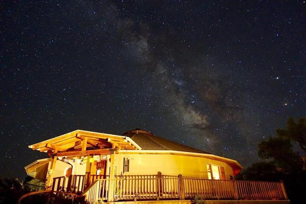 موآب Red Moon Lodge المظهر الخارجي الصورة